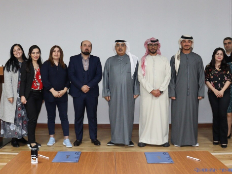 Շարժայի ժառանգության ինստիտուտի պատվիրակությունը Հայաստանի պատմության թանգարանում