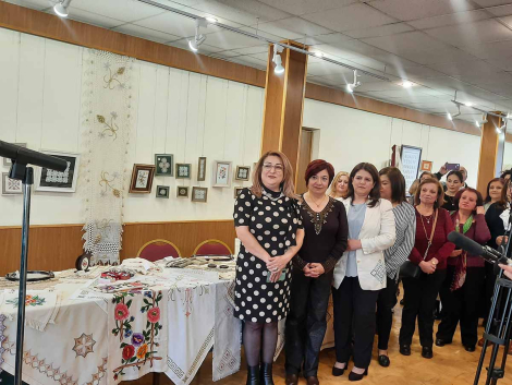 Բացվել է «Արմատներ» խորագրով ասեղնագործ աշխատանքների ցուցադրությունը