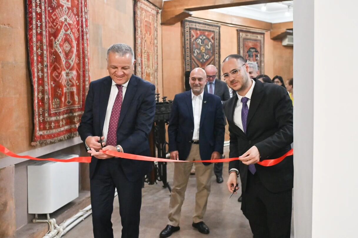1-Ժողովրդական արվեստների թանգարանի հուշանվերային խանութի բացումը