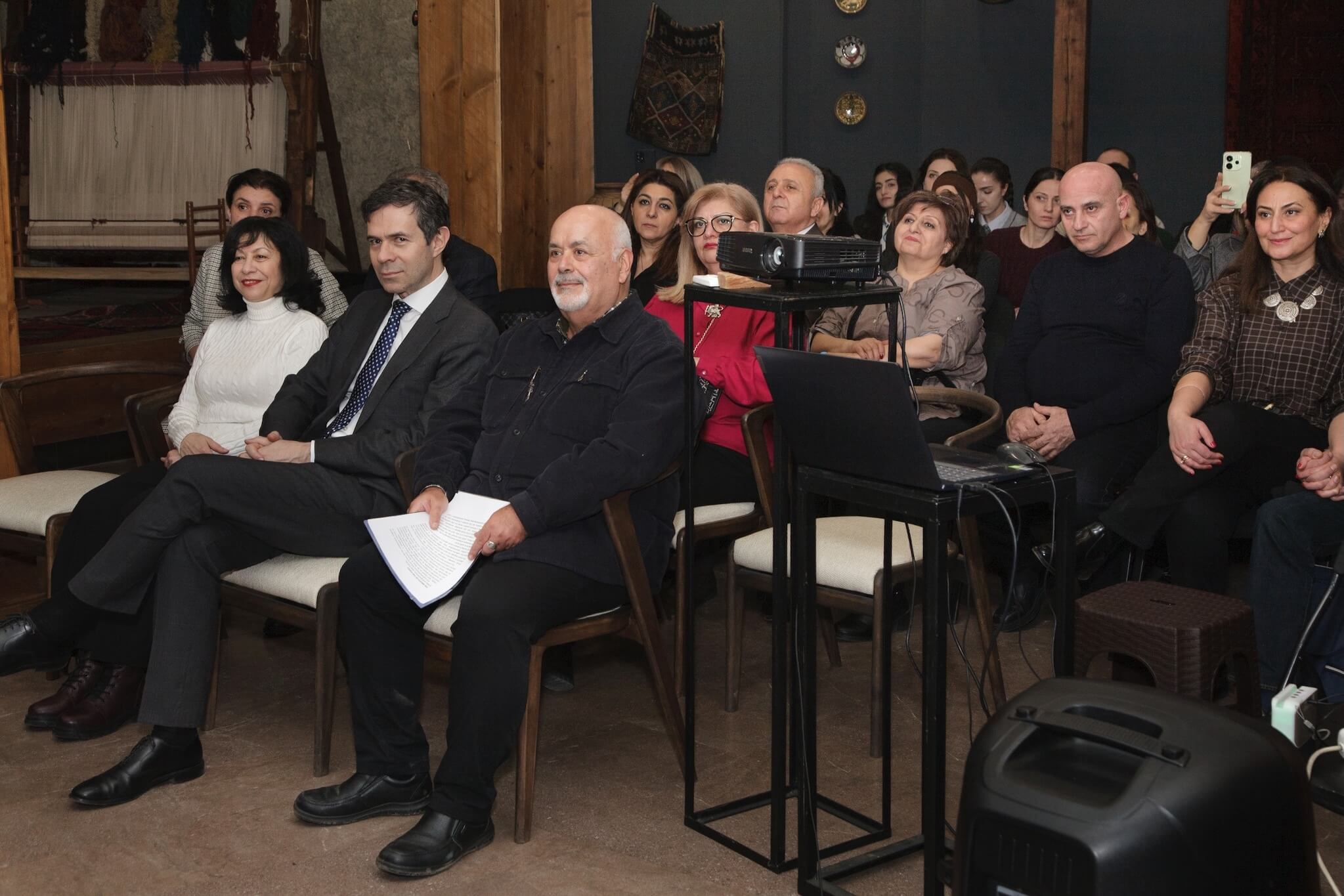 «Երկրի շունչը» ֆիլմի դիտում