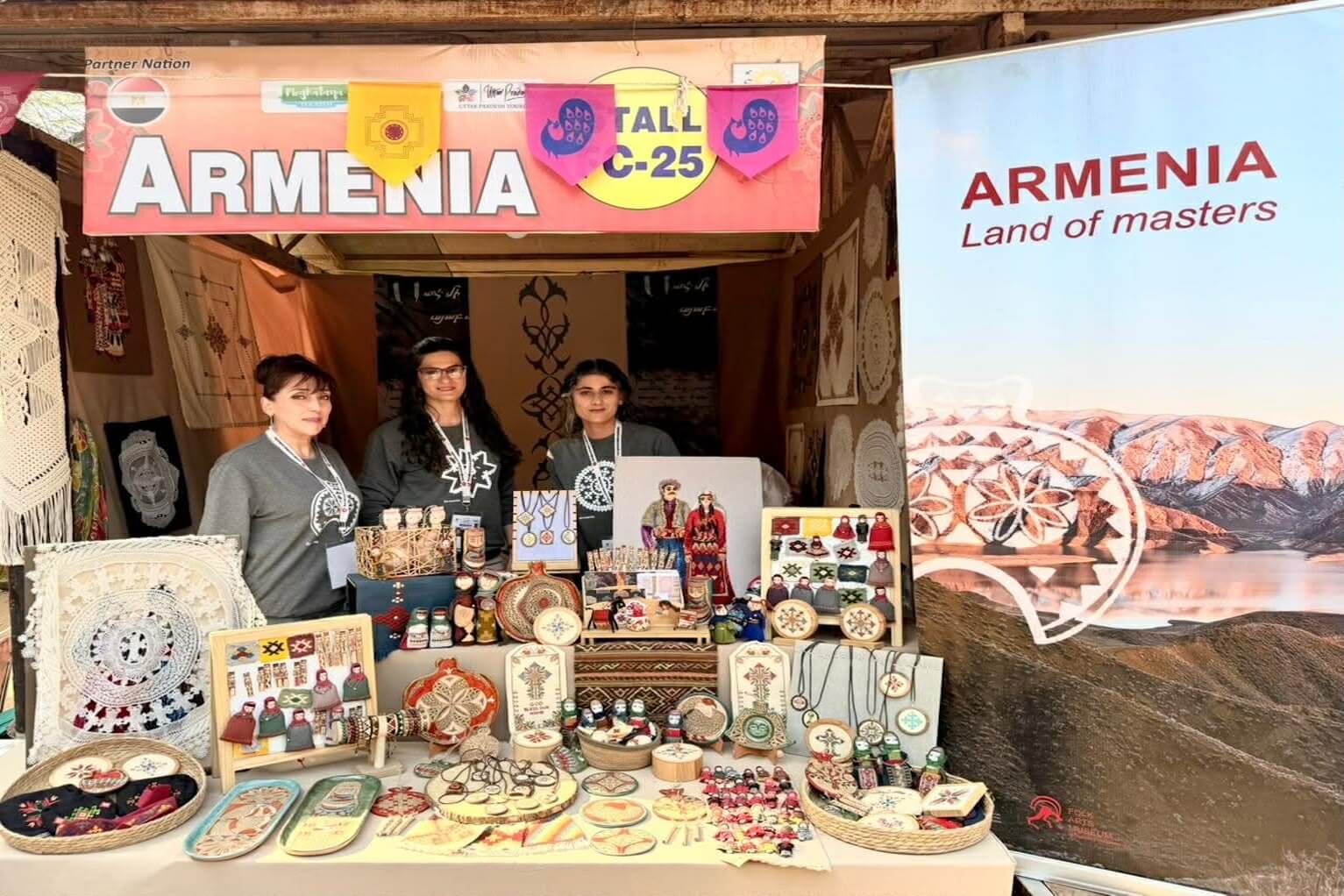 Հայկական ձեռարվեստը ներկայացվում է Սուրաջկունդի արհեստների միջազգային փառատոնին