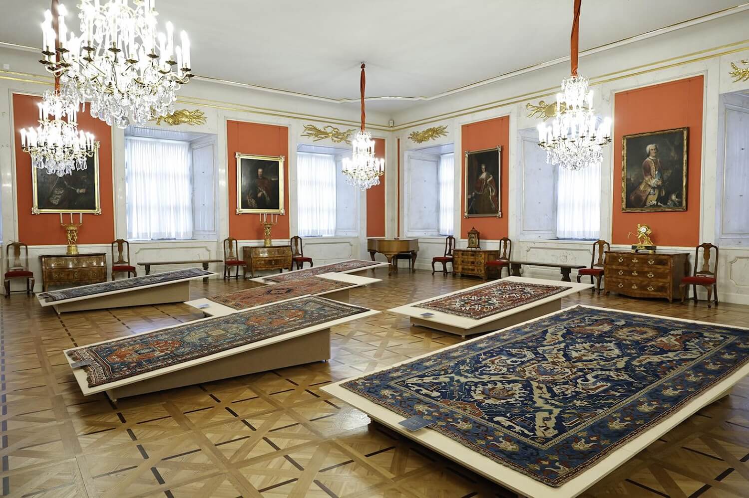 Թերեզա Սահակյանի գորգերի հավաքածուն՝ Վարշավայի թագավորական պալատում